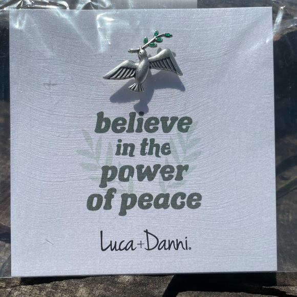Luca + Danni Jewelry - Luca + Dani Flying Peace Dove Olive Branch Silver over Brass Tac Pin